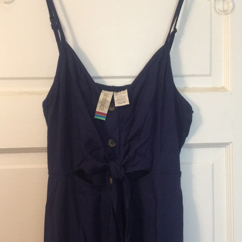 flattering navy blue midi dress ! nwot